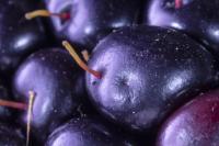 Magnified image of blueberries.